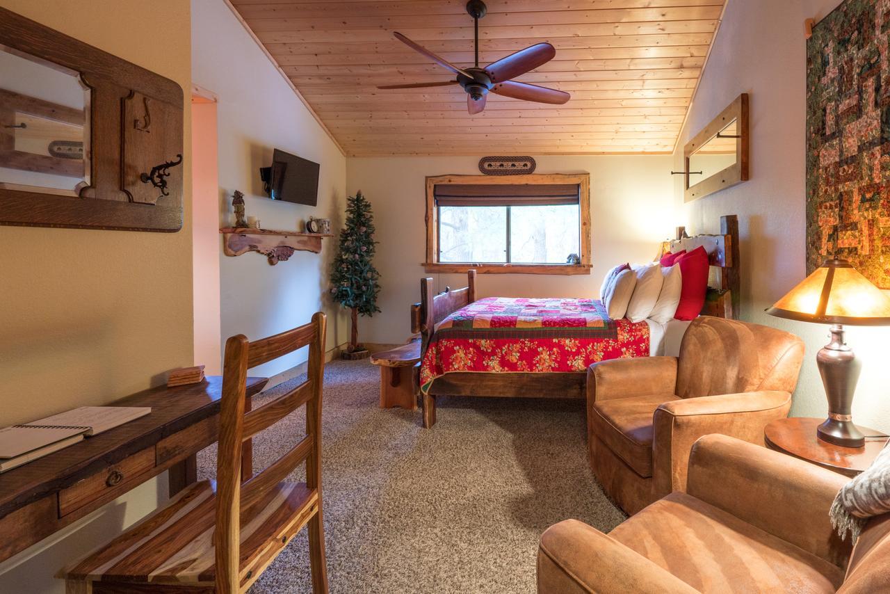 Whispering Pines Inn Flagstaff Eksteriør bilde